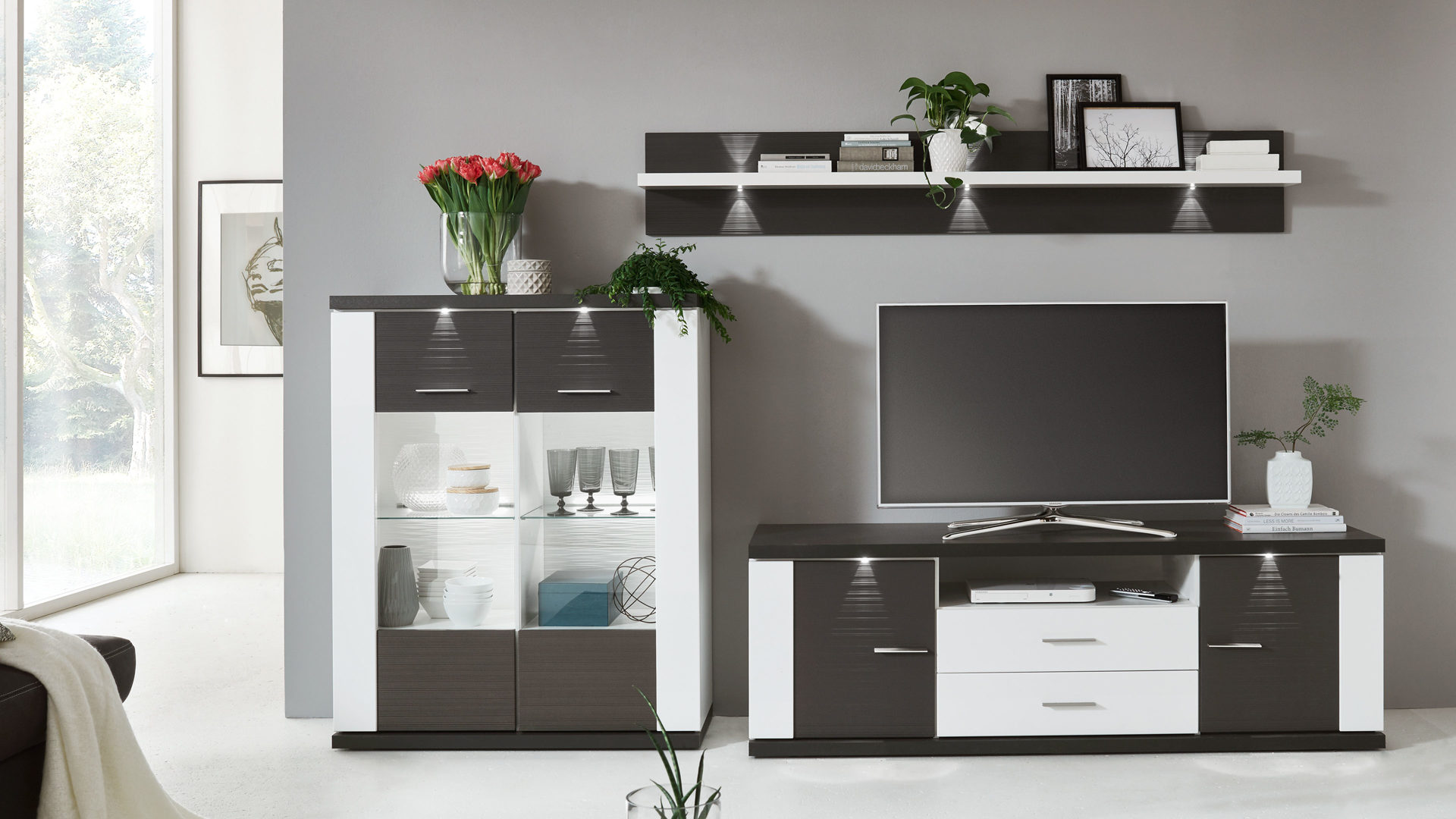 Wohnkombination Wohnwand Mit Tv Mobel Graphitfarbene Arcticweisse Lamstedt Cuxhaven Bremerhaven