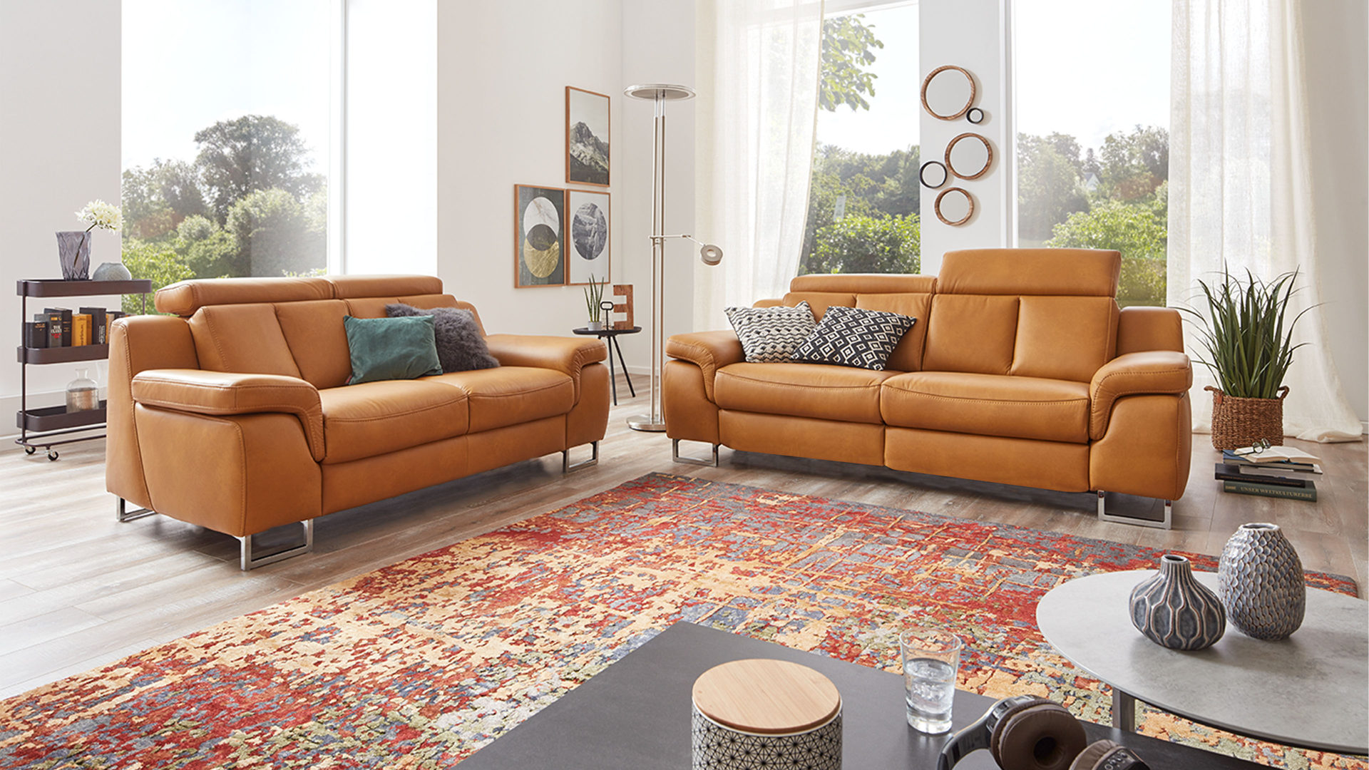 3-2 (auch 2,5) Hukla | il aus Leder in Gelb Interliving Sofa Serie 4050 – Polstergarnitur kurkumafarbenes LongLife-Leder Cloudy & Chromfüße – zweiteilig