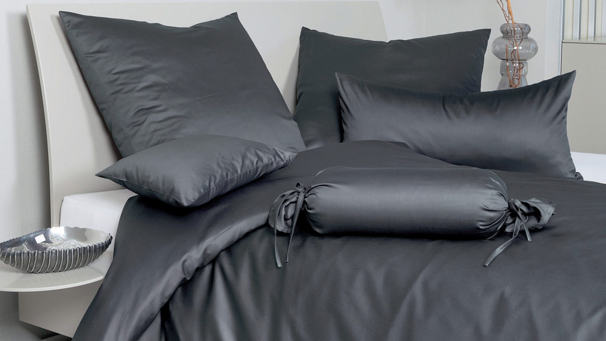 Bettwäsche-Set Janine® aus Naturfaser in Dunkelgrau Janine® Bettwäsche-Set Titan - ca. 200 x 200 cm