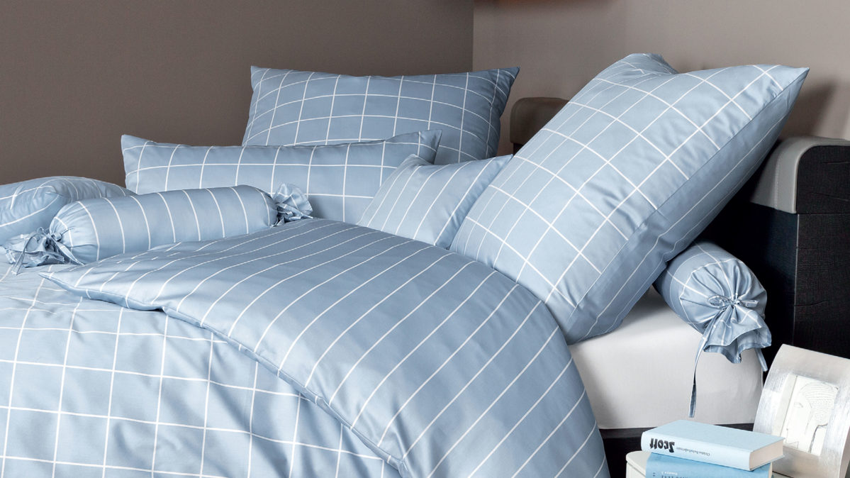 Bettwäsche-Set Janine® aus Naturfaser in Mittelblau Janine® Bettwäsche-Set Perlblau - ca. 135 x 200 cm