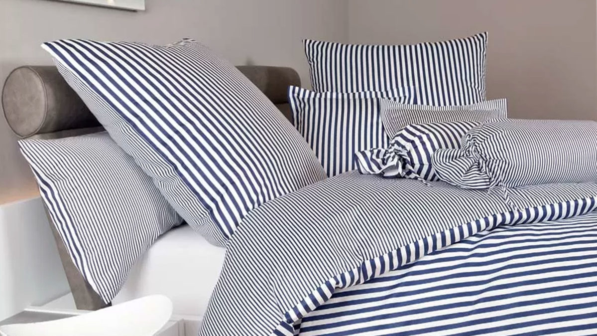 Bettwäsche-Set Janine® aus Naturfaser in Dunkelblau Janine® Bettwäsche-Set Dunkelblau - ca. 155 x 220 cm