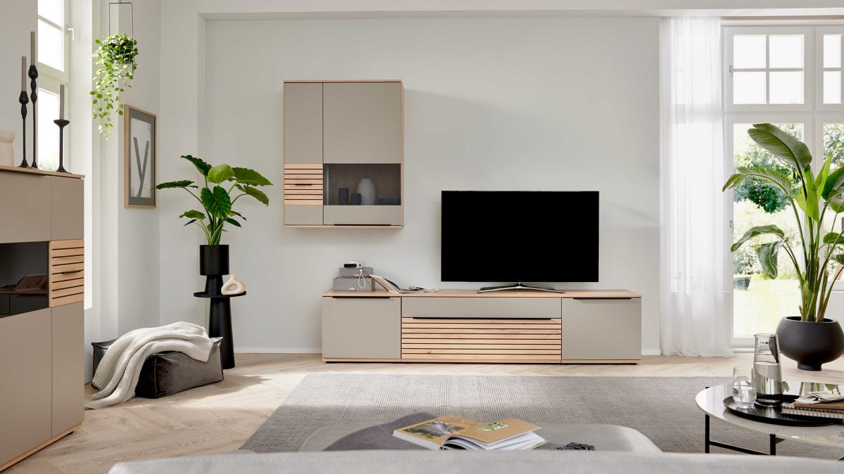 Wohnwand Interliving aus Holz in Grau Interliving Wohnzimmer Serie 2032 - Wohnwand EB27001 Grau & Risseiche- Länge ca. 270 cm