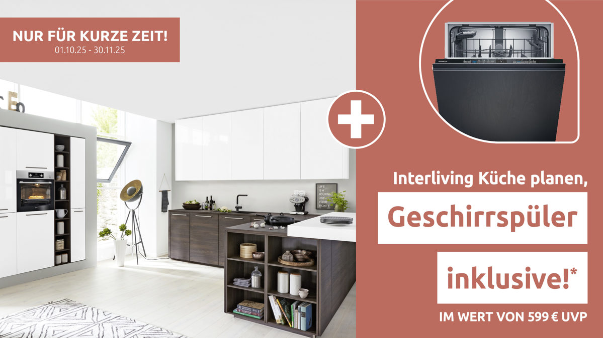 Einbauküche Interliving aus Holz in Weiß Interliving Küche Serie 3003 mit AEG Einbaugeräten Weiß & Nussbaum Kuba – zweizeilig