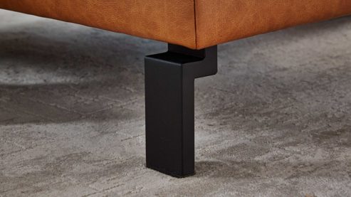 Polsterhocker SOFAkultur aus Leder in Orange SOFAkultur Programm SK 239 - XXL-Hocker cognacfarbenes Leder Vicenza & schwarze Metallfüße 192 - ca. 112 x 67 cm