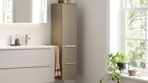 Hängeschrank Interliving aus Holz in Beige Interliving Bad Serie 3710 - Hängeschrank links, eine Tür & zwei Schubladen - Macchiato, Höhe ca. 130 cm