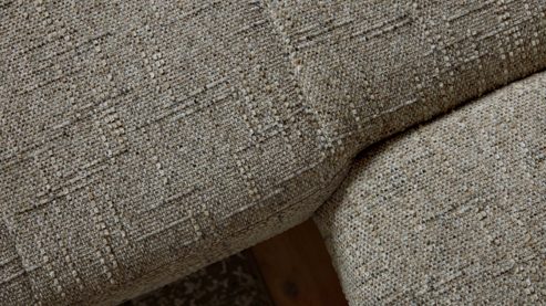 Ecksofa Interliving aus Stoff in Grau Interliving Sofa Serie 4420 - Ecksofa mit Holzfüßen grausilberner Bezug LRS 19 – Stellfläche ca. 178 x 256 cm