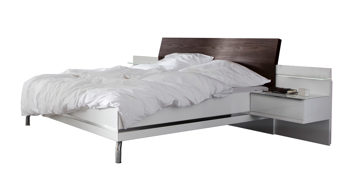 Bettanlage Concept Me Weisse Nussbaumfarbene Oberflachen