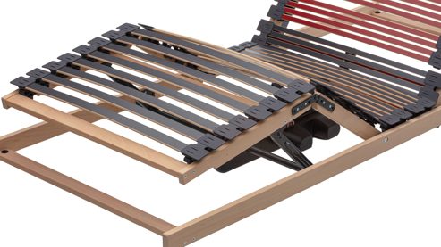Lattenrost Interliving aus Holz in Holzfarben Interliving Lattenrost Serie 1953 - V6382 zweifach motorisch mit Handschalter – Liegefläche ca. 90 x 200 cm