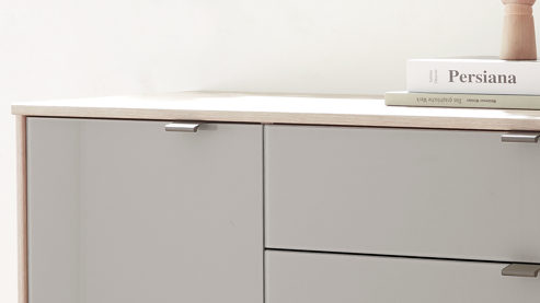 Kombikommode PARTNERRING COLLECTION aus Holz in Grau PARTNERRING COLLECTION Schlafzimmerprogramm Madison - Kombikommode Kieselgrau & Nordic Eiche - eine Tür, fünf Schubladen Breite ca. 120 cm