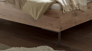 Bettgestell PARTNERRING COLLECTION aus Holz in Grau PARTNERRING COLLECTION Schlafzimmerprogramm Madison - Bettgestell kieselgraues Kunstleder & Nordic Eiche - Liegefläche ca. 180 x 200 cm