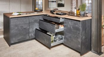 Einbauküche Nobilia® aus Holz in Schwarz nobilia® Einbauküche Laser mit AEG Einbaugeräten Schwarzbeton & Taxus – zweizeilig