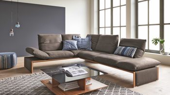 Ecksofa Koinor aus Leder in Dunkelbraun KOINOR Leder-Ecksofa Harriet dunkelbraunes Leder India Spider & Wildeiche – Stellfläche ca. 222 x 286 cm