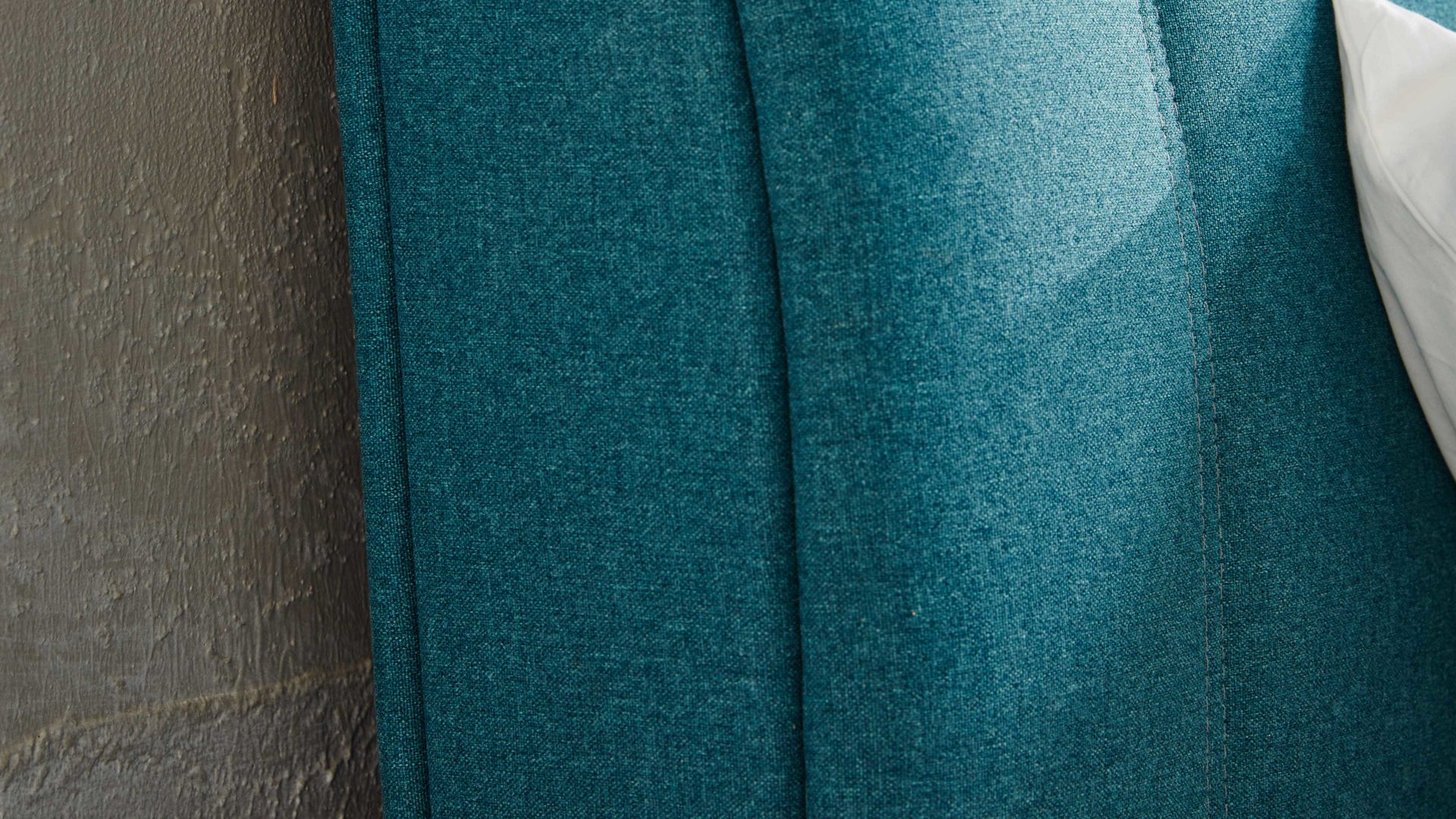 Boxspringbett Interliving aus Stoff in Petrol Interliving Boxspringbett Serie 1401 petrolfarbenes Flachgewebe Neo 485200 – Liegefläche ca. 160 x 200 cm