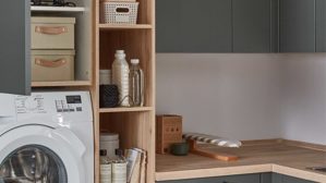 Küche Nobilia® aus Holz in Dunkelgrün nobilia® Hauswirtschaftsraum-Lösung Easytouch Mineralgrün & Eiche San Remo - Stellfläche ca. 275 x 247 cm