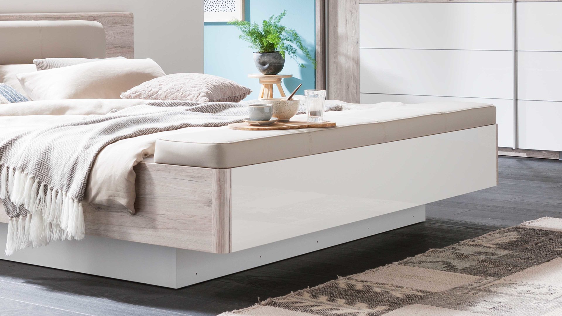 Doppelbett Forte® aus Holz in Holzfarben Doppelbettgestell Rondino Sandeiche & Weiß – Liegefläche ca. 180 x 200 cm