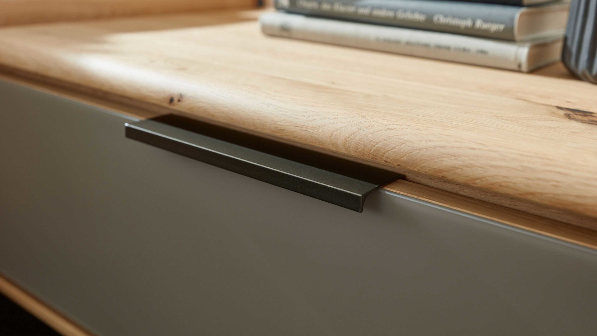 Komplettzimmer Interliving aus Holz in Grau Interliving Schlafzimmer Serie 1015 – Komplettzimmer 1004 Siena & Wildeiche – vierteilig, fünftürig