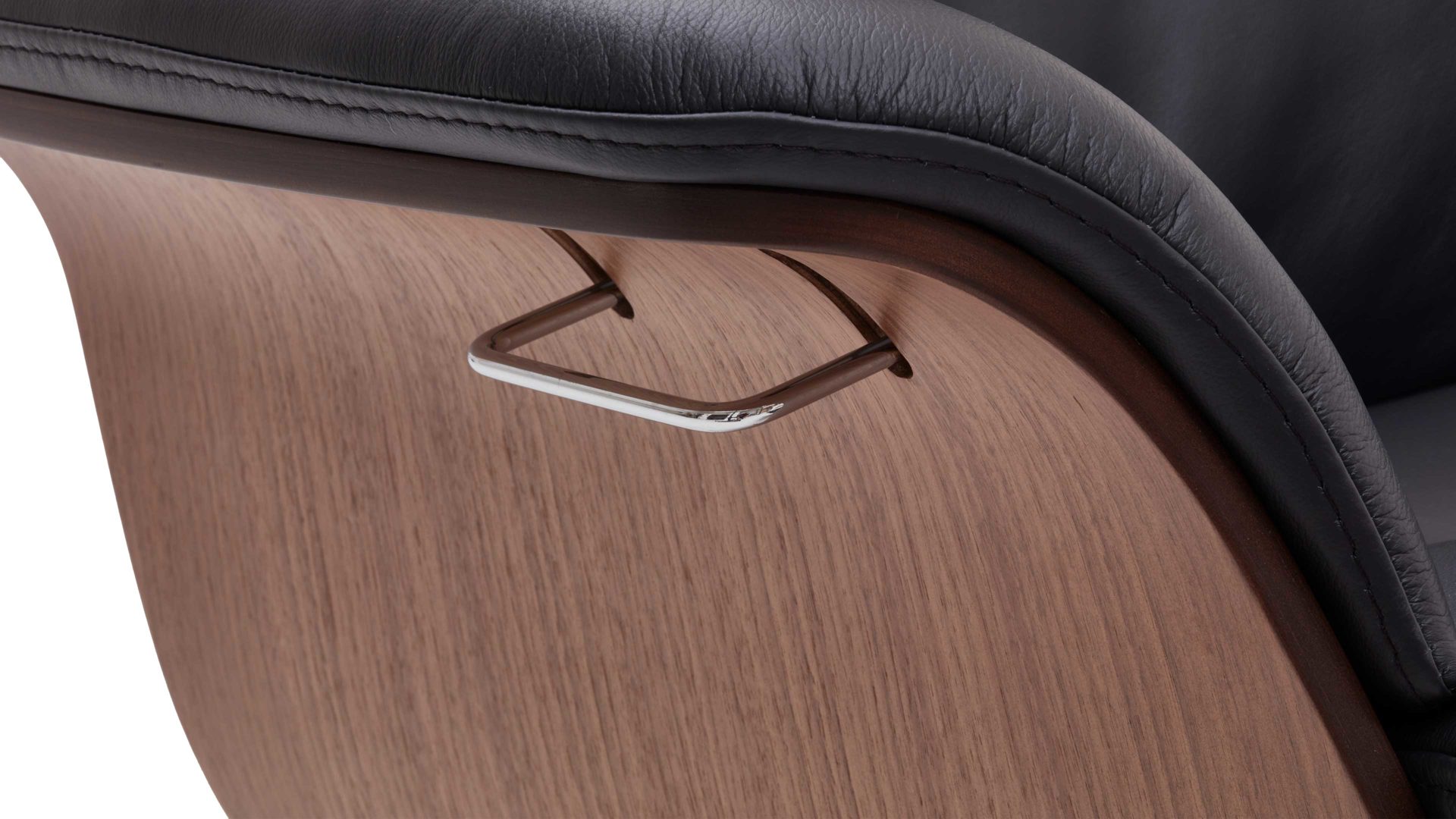 Relaxsessel Conform® aus Leder in Metallfarben CONFORM® Relaxsessel Timeout mit Lederbezug poliertes Aluminiumgestell, schwarzes Leder Memo & Walnuss-Sitzschale
