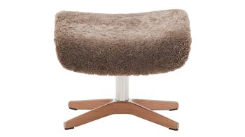 Polsterhocker Conform® aus Fell in Hellbraun CONFORM® Hocker Timeout saharafarbenes Schaffell & Webstoff & Eichefurnier