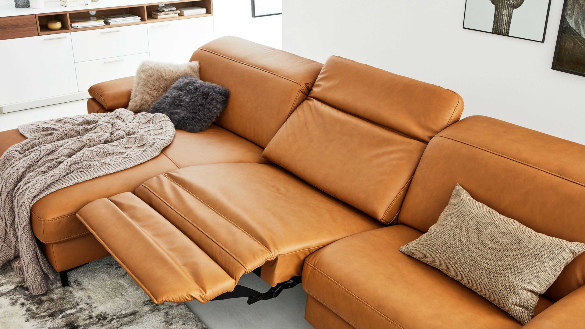Funktion Interliving aus Metall in Transparent Interliving Sofa Serie 4054 – WallAway-Funktion WA1 Funktions-Mehrpreis – ein Motor