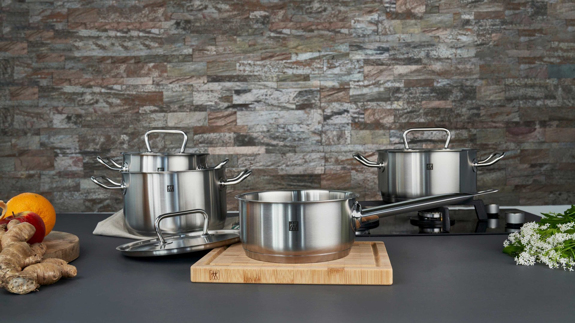 Topf-Set Zwilling® aus Metall in Metallfarben ZWILLING® Topf-Set Twin Classic Edelstahl – vierteilig