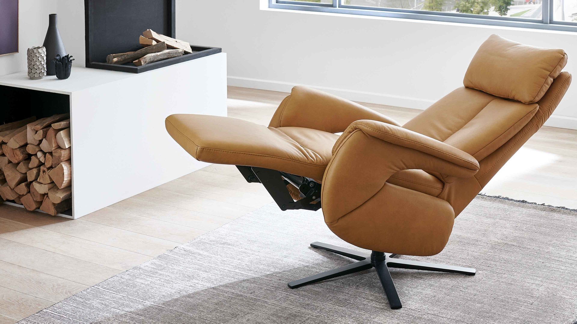 Relaxsessel Steinpol polsteria aus Leder in Orange Relaxsessel Relaxa Feeling HV Smartline - Var. 1 senffarbenes Leder Punch & schwarzer Sternfuß