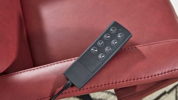 Relaxsessel Interliving aus Leder in Dunkelrot Interliving Sessel Serie 4541 – Relaxsessel F motorisch - barolofarbenes LongLife-Leder Rodeo & Sternfuß V4S