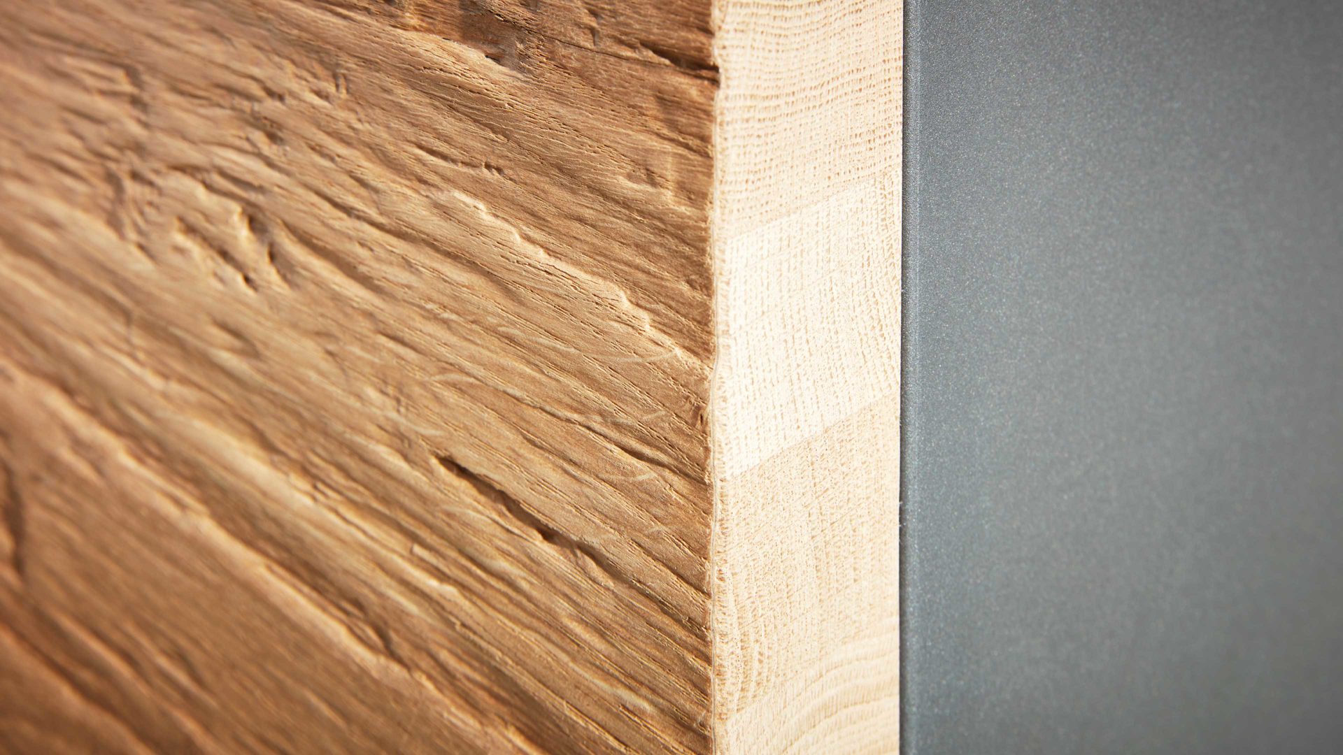 Komplettzimmer Interliving aus Holz in Dunkelgrau Interliving Schlafzimmer Serie 1025 – Komplettzimmer Graphit & Balkeneiche gehackt - vierteilig, Liegefläche ca. 180 x 200 cm