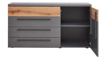Kombikommode Interliving aus Holz in Dunkelgrau Interliving Schlafzimmer Serie 1025 – Kombikommode Graphit & Balkeneiche gehackt - vier Schubladen, eine Tür