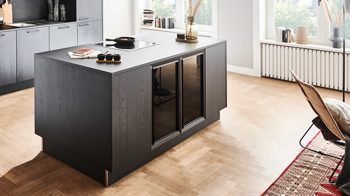 Einbauküche Nolte® küchen aus Holz in Schwarz nolte® Einbauküche Manhattan mit Miele-Einbaugeräten Nero – zweizeilig
