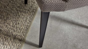 Polsterstuhl Interliving aus Stoff in Grau Interliving Esszimmer Serie 5110 - Polsterstuhl CO110 silberfarbener Bezug Calvin & ebenholzfarbene Holzfüße