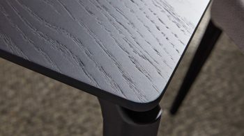 Esstisch Interliving aus Holz in Schwarz Interliving Esszimmer Serie 5110 - Esstisch T0200 mattschwarzes Eichefurnier - ca. 180 x 90 cm