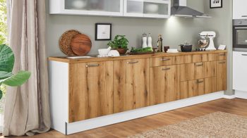 Einbauküche Pino aus Holz in Holzfarben Hell pino Einbauküche inklusive Einbaugeräte Weiß & Evoke Eiche - zweizeilig