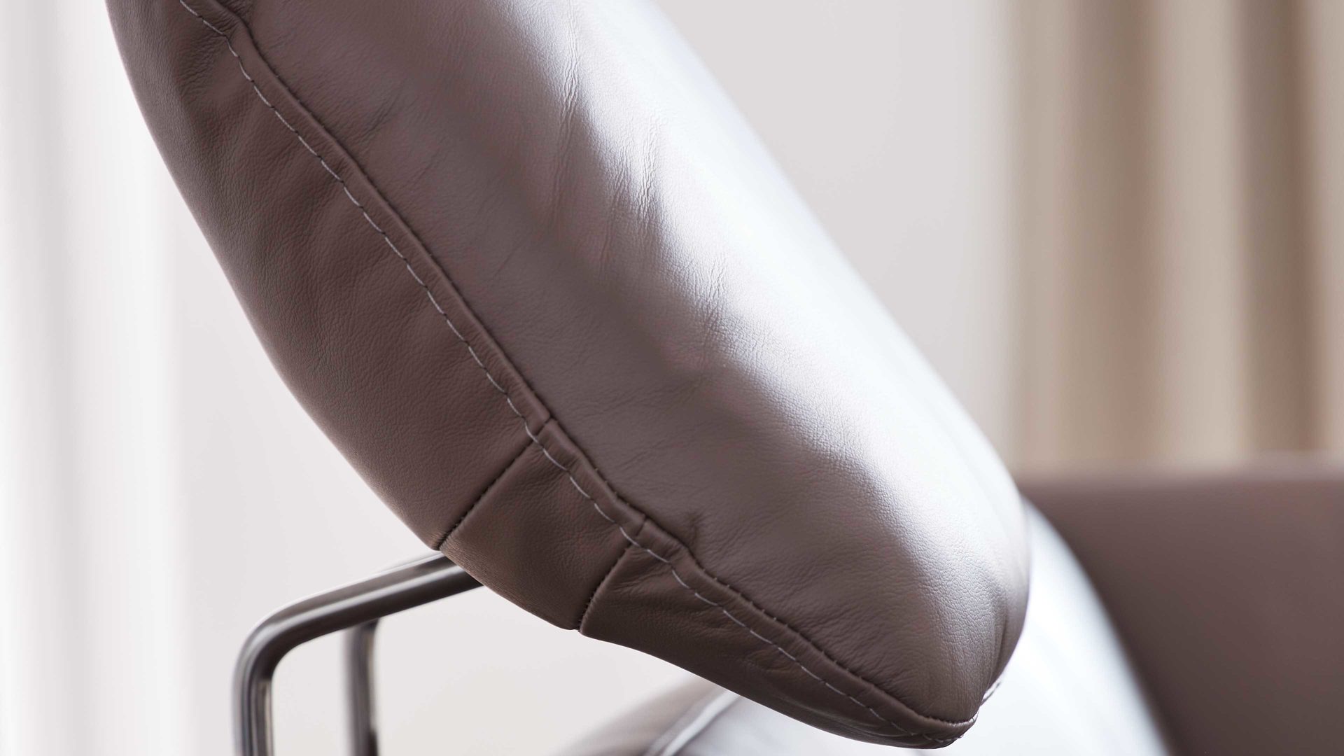 Kopfstütze modulmaster aus Leder in Dunkelbraun Modulmaster MM-PN1059 - Comfortkopfstütze CKS moccafarbenes Leder Torro - ca. 44 x 32 cm