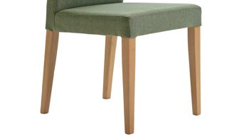 Polsterstuhl Standard furniture factory aus Stoff in Grün Polsterstuhl Skagen mintfarbener Stoffbezug Lars 35 & Eichenholzfüße