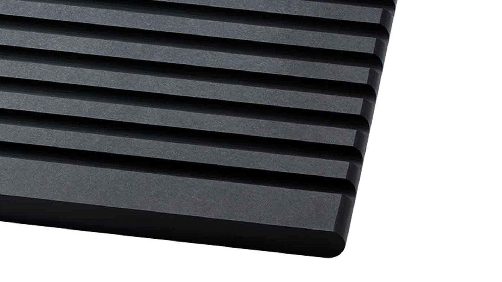 Schneidbrett Continenta aus Holz in Schwarz CONTINENTA Duracore - Brotschneidebrett schwarzer Recycling-Werkstoff – ca. 24 x 39 cm