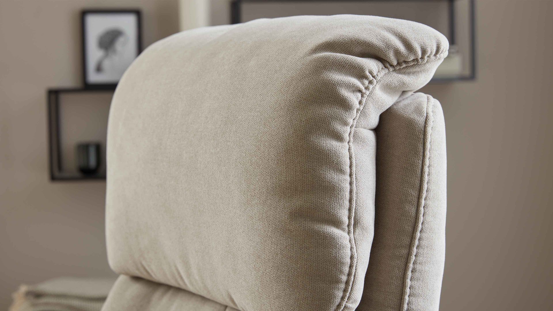 Relaxsessel comfortmaster besser sitzen, liegen, leben aus Stoff in Beige Comfortmaster CM-HU1157 - Relaxsessel B ecrufarbener Bezug Kira & Eiche bianco - Ergonomie piccolo