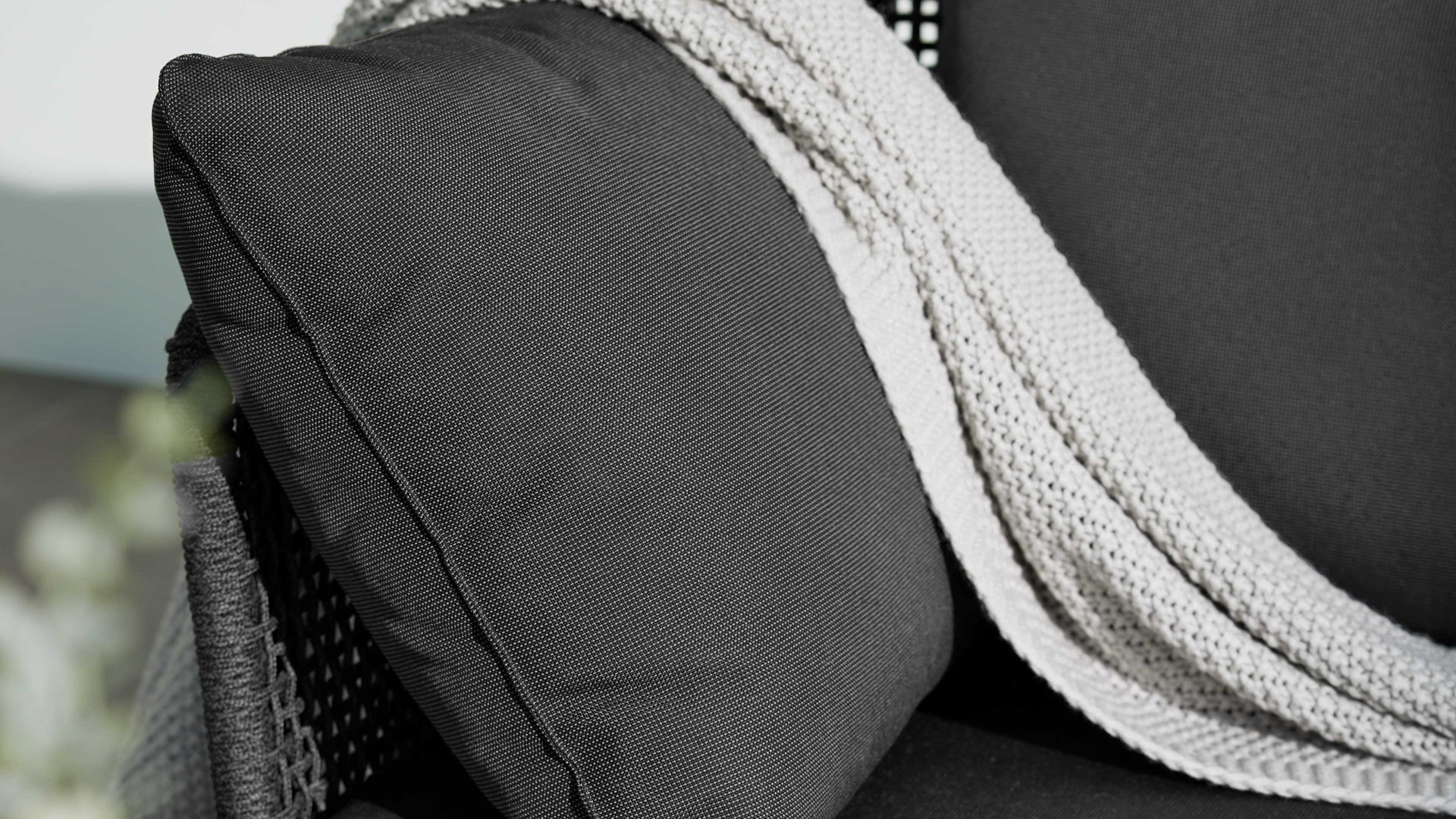 Gartensofa Interliving aus Kunstfaser in Dunkelgrau Interliving Gartenmöbel Serie 7005 - Modul rechts, graues Kordelgeflecht & dunkelgrauer Olefinbezug - Breite ca. 130 cm