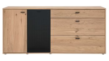 Sideboard Interliving aus Holz in Holzfarben Interliving Wohnzimmer Serie 2024 - Sideboard 33 Eiche & Schwarzglas - zwei Türen, drei Schubladen