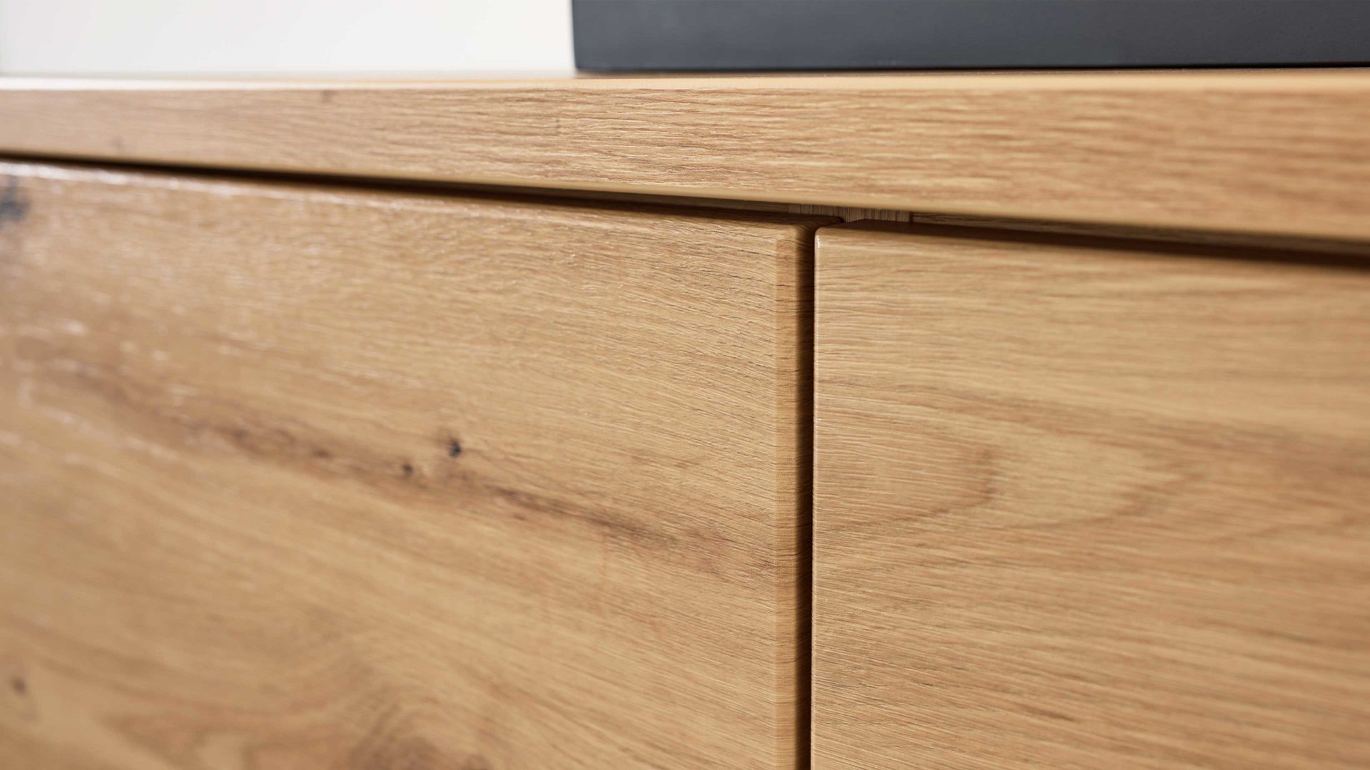 Sideboard Interliving aus Holz in Holzfarben Interliving Wohnzimmer Serie 2110 - Sideboard C15061 Naturbuche - zwei Türen, vier Schubladen, Breite ca. 150 cm