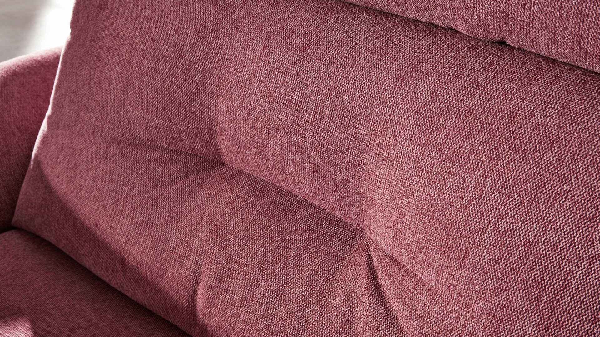 Ecksofa Interliving aus Stoff in Pink Interliving Sofa Serie 4400 - Ecksofa pastellvioletter Bezug GCP 8 - Stellfläche ca. 167 x 296 cm