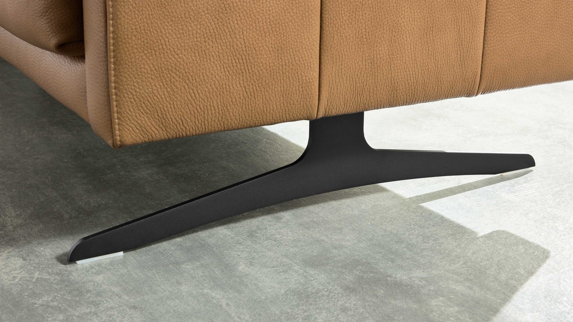 Zweisitzer Interliving aus Leder in Hellbraun Interliving Sofa Serie 4004 - Zweisitzer N80 fangofarbenes LongLife-Leder Z84-21 - Länge ca. 180 cm