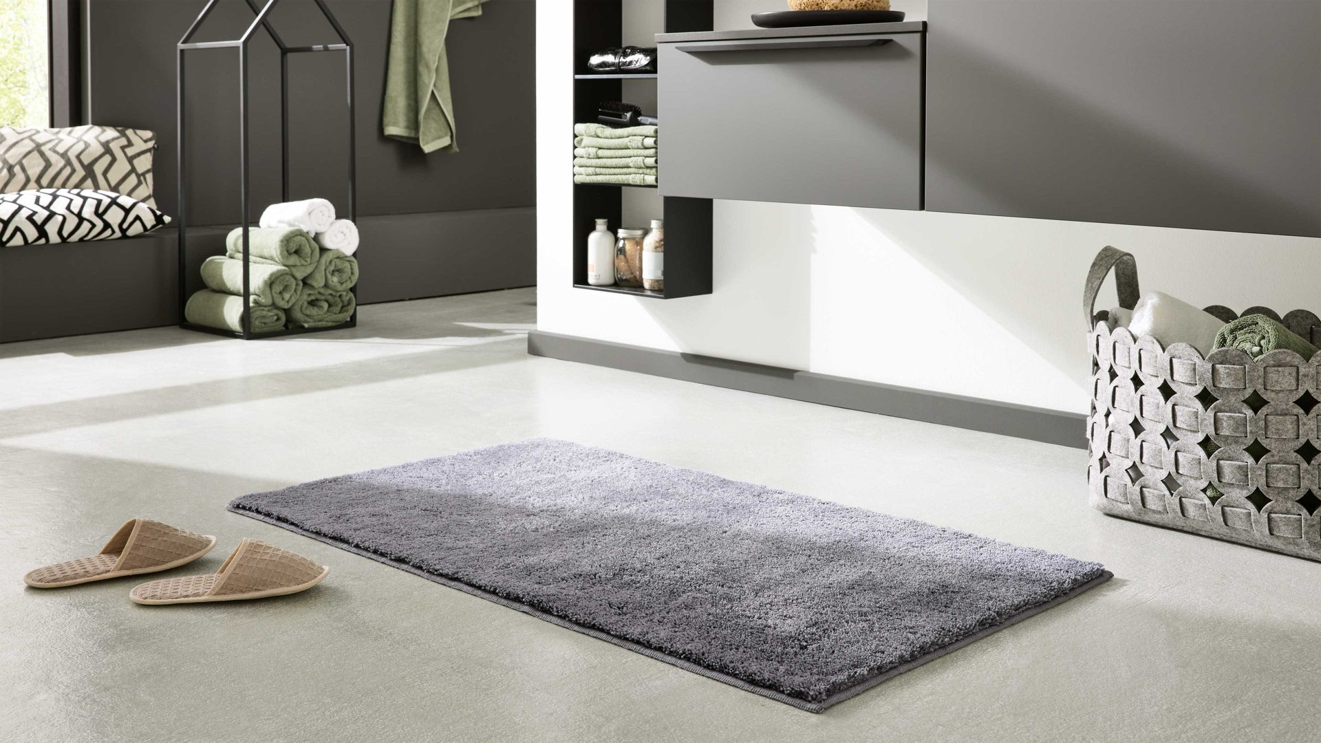 Badematte / Badeteppich Interliving aus Kunstfaser in Hellgrau Interliving Badteppich Serie 9112 Silber - ca. 50 x 60 cm