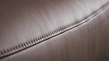 Dreisitzer comfortmaster besser sitzen, liegen, leben aus Leder in Dunkelbraun Comfortmaster 4161 - Dreisitzer 82 Q mit Funktionen schokofarbenes LongLife-Leder LG24 – Breite ca. 206 cm