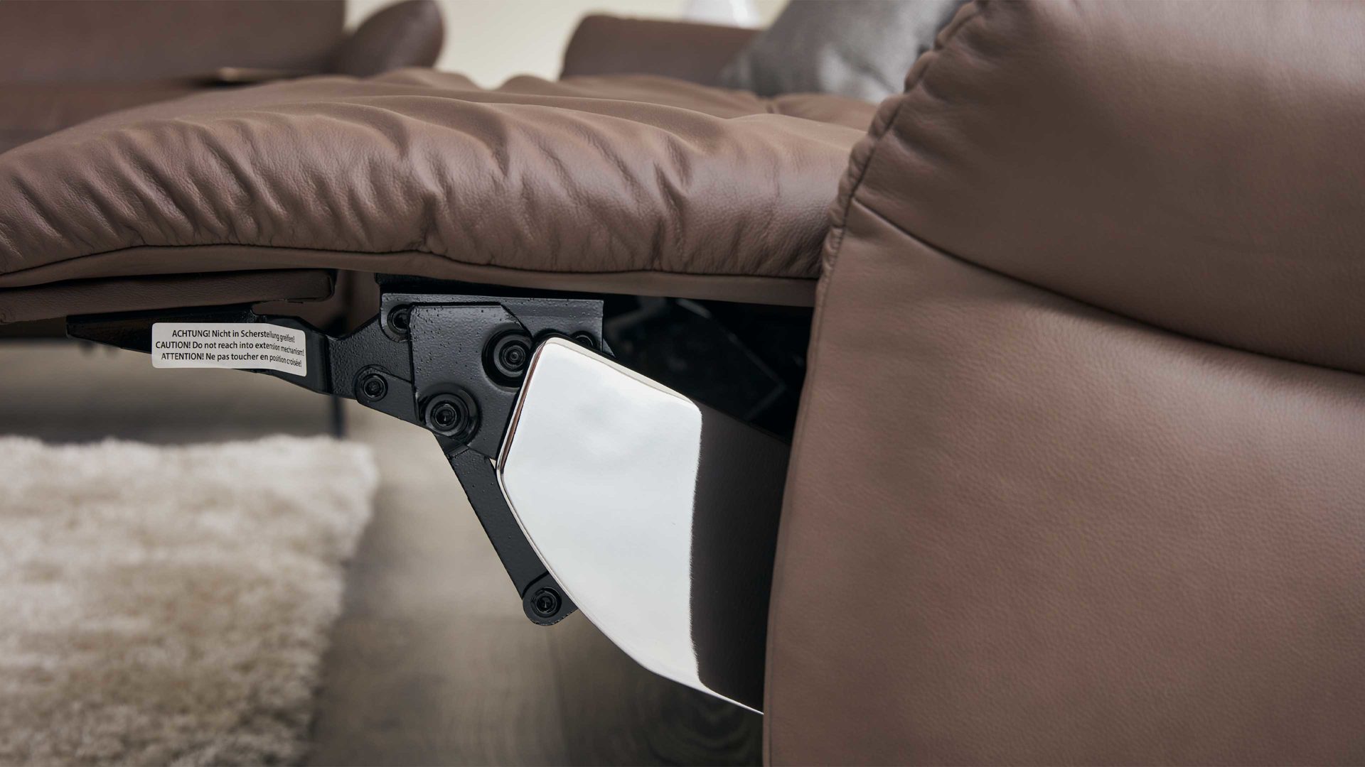 Dreisitzer comfortmaster besser sitzen, liegen, leben aus Leder in Dunkelbraun Comfortmaster 4161 - Dreisitzer 82 Q mit Funktionen schokofarbenes LongLife-Leder LG24 – Breite ca. 206 cm