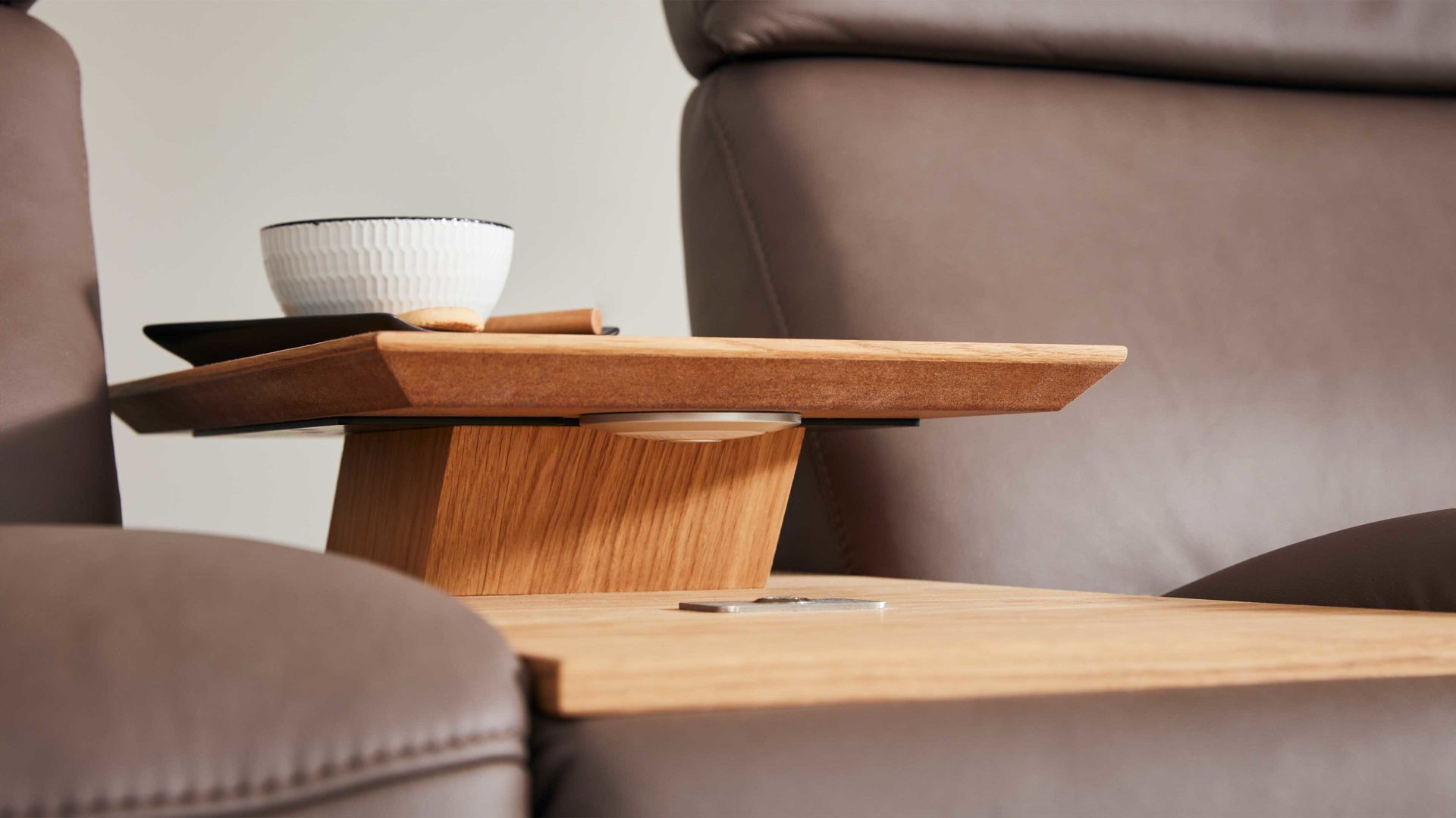 2,5-Sitzer comfortmaster besser sitzen, liegen, leben aus Leder in Dunkelbraun Comfortmaster 4160 - 2,5-Sitzer 44 Q mit Cumuly-Funktionen sattelfarbenes LongLife-Leder – Breite ca. 207 cm