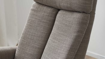 Relaxsessel COMFORT SMART aus Stoff in Beige COMFORT SMART Viro - Relaxsessel mit Federkern taupefarbenes Flachgewebe Picasso & schwarzer Sternfuß