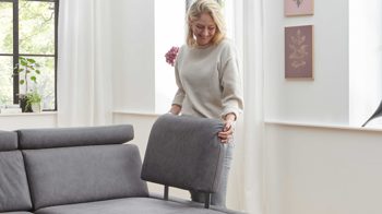 Einzelkissen Dietsch. aus Stoff in Anthrazit Polsterprogramm Rhodos - Steckrücken anthrazitfarbener Stoff Bulus - Länge ca. 61 cm