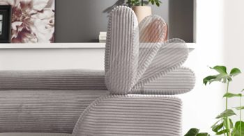 Ecksofa KAWOO aus Stoff in Grau KAWOO Serie 7539 - Ecksofa mit Funktionen platingrauer Breitcord GCT 49 & schwarze Metallfüße - Stellfläche ca. 293 x 201 cm