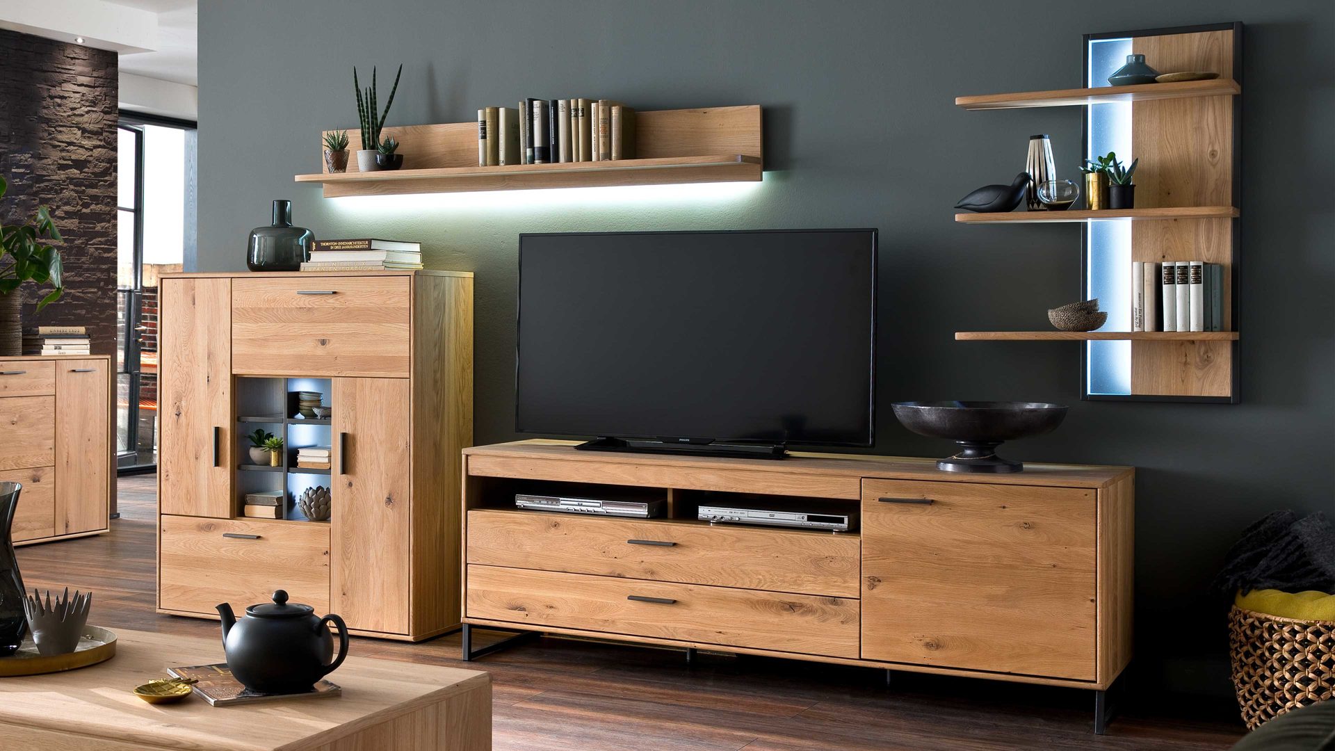 Wohnwand Mca furniture aus Holz in Holzfarben Wohnprogramm Portland - Wohnkombination II Asteiche bianco & Anthrazit – vierteilig, Breite ca. 338 cm