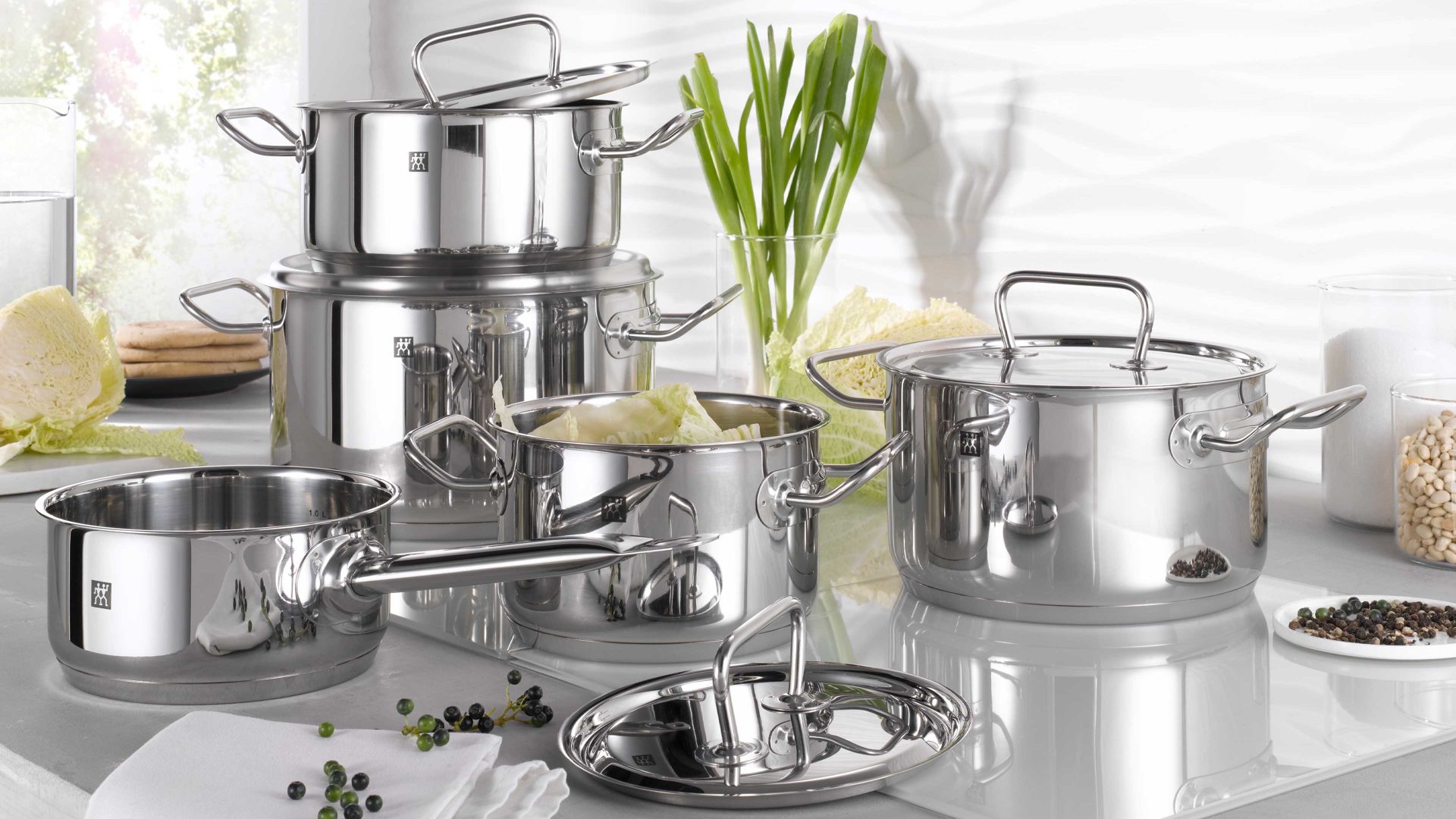 Topf-Set Zwilling® aus Metall in Metallfarben ZWILLING® Topf-Set Twin Classic Edelstahl – fünfteilig